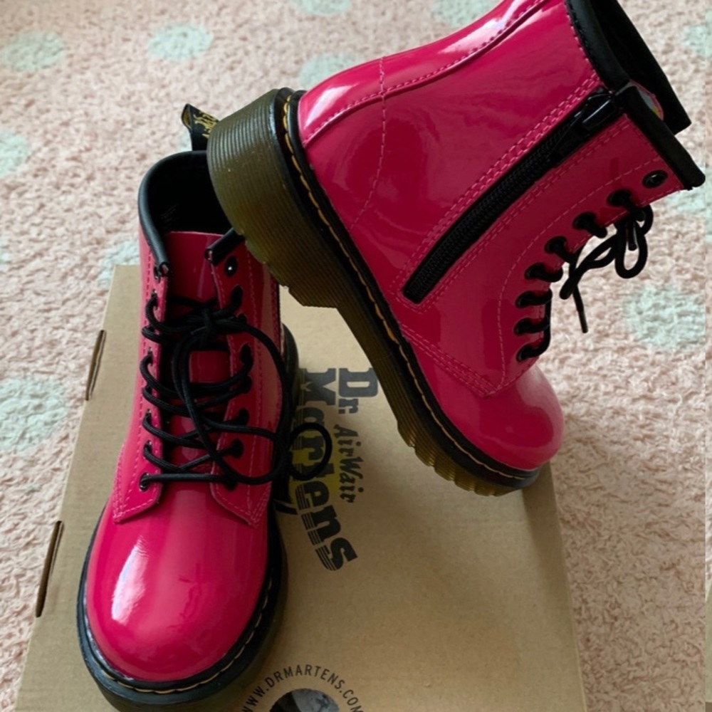 Kids Dr Marten boots